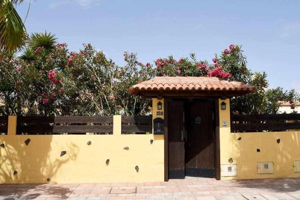 Aurora Mari Villa Your Dream Steps From The Ocean Shore Caleta De Fuste Zewnętrze zdjęcie